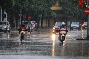 Tin thời tiết 9/3: Miền Bắc tiếp diễn mưa nhỏ và sương mù