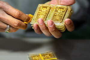 Giá vàng hôm nay 27/3: Vàng SJC tăng - giảm trái chiều