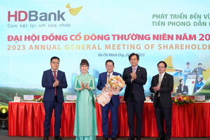 ĐHCĐ HDBank: Lấy phát triển bền vững làm kim chỉ nam, đặt mục tiêu lợi nhuận  13.197 tỷ đồng.