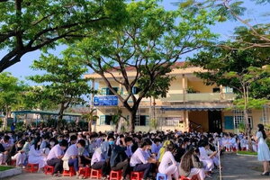 Báo động sức khỏe tâm thần từ mùa thi