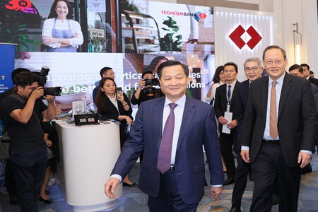 Diễn đàn doanh nghiệp khu vực Singapore: Techcombank thúc đẩy hợp tác đối tác