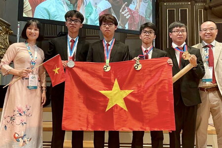 Việt Nam giành 3 huy chương vàng tại Olympic Hóa học Quốc tế