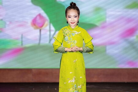 Nguyễn Phạm Hà Linh trở thành Á quân 1 siêu mẫu nhí toàn năng 2024