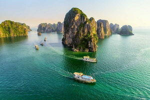 Xử lý nghiêm các phương tiện chở khách du lịch trái phép trên vịnh Hạ Long