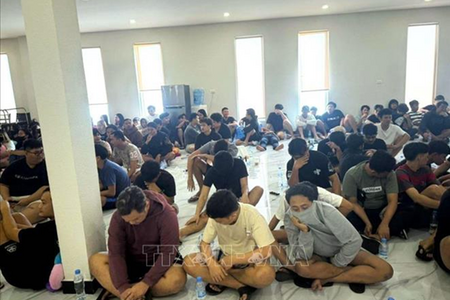 Campuchia mở rộng chiến dịch trấn áp tội phạm ‘đào lửa’ trực tuyến