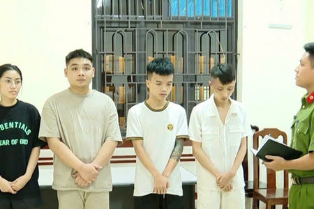 Dùng giấy tờ giả thuê ô tô rồi chiếm đoạt - 4 đối tượng sa lưới
