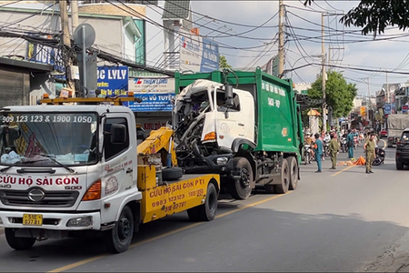 Xe cứu hộ kéo xe rác va chạm xe máy, nam thanh niên ra đi tại chỗ