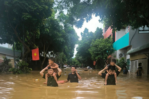 Lũ lớn hoành hành Sơn La, cuốn trôi nhiều cây cầu, gây thiệt hại nghiêm trọng
