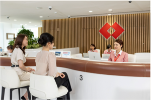 Cán mốc 8.900 tỷ đồng lợi nhuận: Techcombank khẳng định phong độ “vua” tăng trưởng
