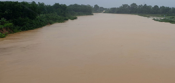 Nhiều người chết và mất tích do mưa lũ tại các tỉnh miền Trung