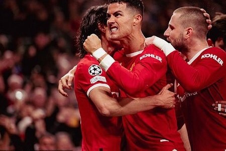 Soi kèo nhà cái trận Man Utd và Liverpool vòng 9 NHA