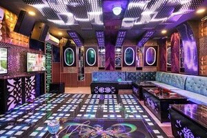 Quảng Nam cho phép mở lại bar, karaoke tại vùng xanh và vùng vàng