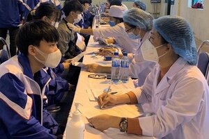Gần 33.000 học sinh ở Ninh Bình đã được tiêm vắc xin Covid-19 