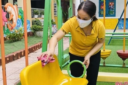 Hôm nay, hơn 61.000 học sinh Hà Tĩnh trở lại trường học