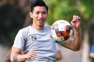 Đoàn Văn Hậu hứa trở lại mạnh mẽ sau khi phẫu thuật thành công