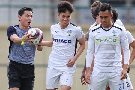 HAGL chia tay 9 cầu thủ, chuẩn bị đón ngôi sao từ Thai League