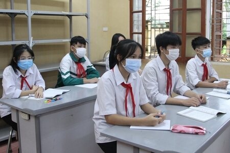 Hà Nội: Học sinh lớp 9 của 17 huyện, thị xã đi học trở lại từ 22/11