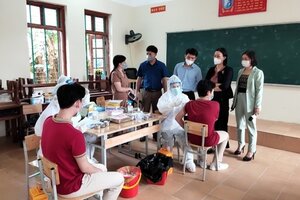 Hà Nam: Hơn 9.400 học sinh thành phố Phủ Lý được tiêm vắc xin phòng Covid-19