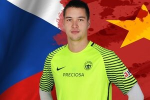 Filip Nguyễn muốn cống hiến cho tuyển Séc, ông Park làm việc với Tấn Trường