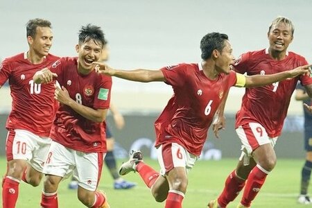 Indonesia xem xét triệu hồi cầu thủ cao 1m92 dự AFF Cup 