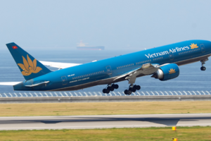 Đề xuất tạm dừng các chuyến bay từ 7 quốc gia phát hiện biến thể Omicron đến Việt Nam