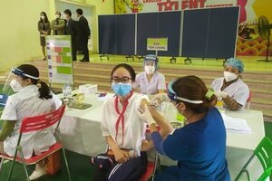 Bắc Giang: Triển khai tiêm mũi 1 vắc xin phòng dịch Covid-19 cho học sinh THCS