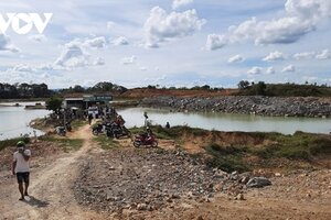 Xuống hồ cứu con đuối nước, hai cha con tử vong thương tâm