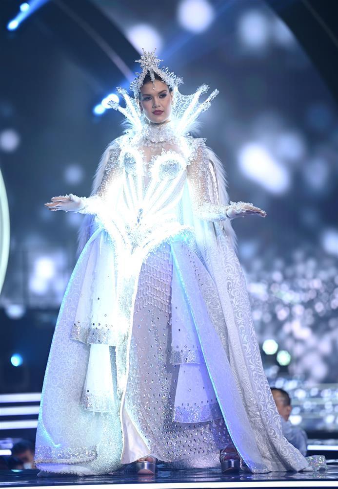 Quốc phục của Kim Duyên lọt top trang phục đẹp nhất Miss Universe 2021