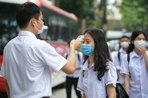 Một quận ở Hà Nội cho học sinh lớp 12 dừng học trực tiếp từ tuần sau