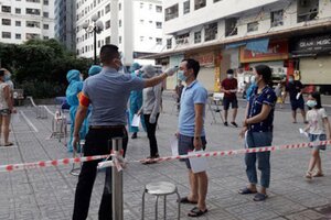 Phó giám đốc CDC Hà Nội nói gì về việc F0 mòn mỏi chờ đi cách ly?