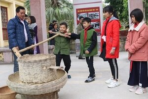 Chấn hưng văn hóa bắt đầu từ giáo dục: Đưa học trò trở về nguồn cội