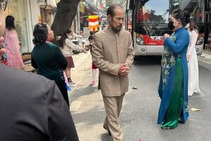 Hình ảnh 'Thế Chột' Chu Hùng trong ngày cưới con trai gây bão MXH