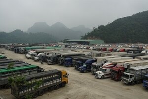 Lạng Sơn khuyến cáo tạm dừng đưa hàng hóa lên cửa khẩu