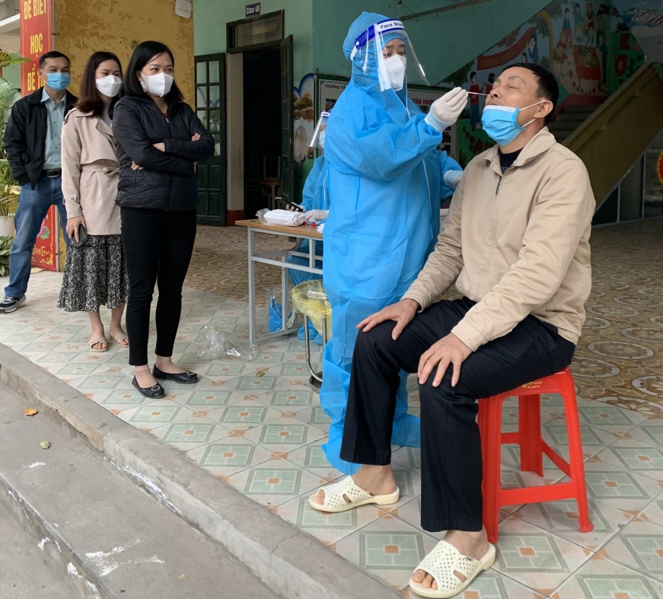 Trường học thành phố Bắc Giang hối hả chuẩn bị đón học sinh trở lại