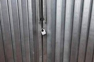 Thái Bình: Kiểm điểm trưởng thôn khóa cửa nhà dân có người về từ 'vùng đỏ'