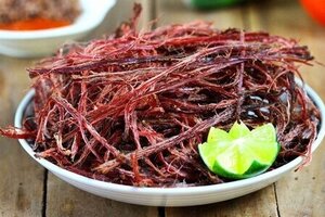 Gợi ý 10 món ăn vặt không thể thiếu trong dịp Tết Nhâm Dần 2022