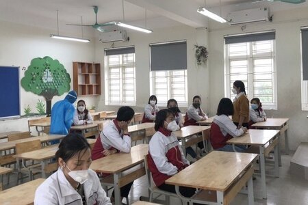 Hà Nội: Diễn tập 5 tình huống đón học sinh trở lại trường