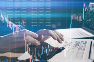 Loạt công ty chứng khoán, doanh nghiệp, cá nhân bị phạt