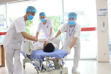 Phó Giám đốc bệnh viện tử vong khi trực Tết