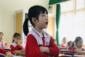 Học sinh từ lớp 1 đến lớp 6 ngoại thành Hà Nội đi học từ 10/2