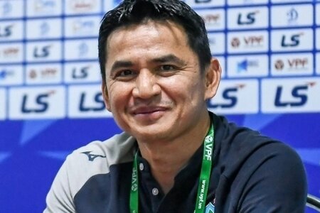 HLV Kiatisak chỉ ra những ứng cử viên vô địch của V.League 2022