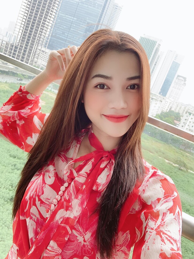 Nhan sắc nữ chính phim Lối về miền hoa