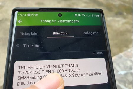 Vietcombank thu hàng trăm tỷ từ phí tin nhắn