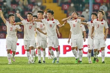 Tuyển U23 Việt Nam gọi 'viện binh' quyết đấu Thái Lan