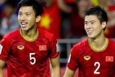 Văn Hậu và Duy Mạnh mang tới tin kém vui cho Hà Nội FC