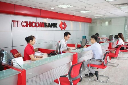 Techcombank cấp hạn mức tín dụng cho nhiều sếp lớn