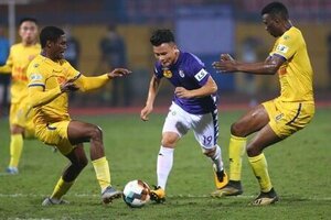Trận đấu giữa Nam Định và Hà Nội FC ở vòng 3 V.League nguy cơ bị hoãn