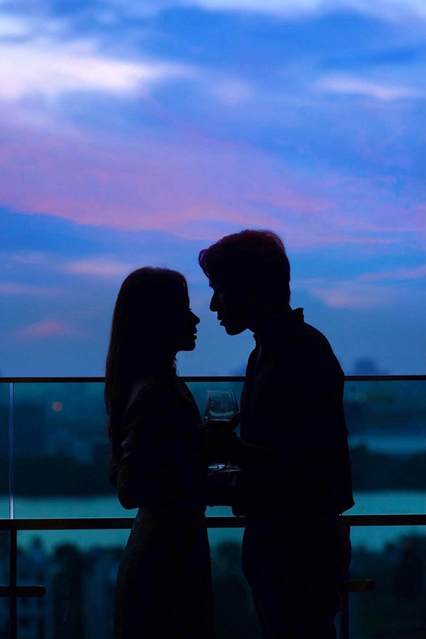 Midu bất ngờ đăng tải clip được Kiều Minh Tuấn cầu hôn