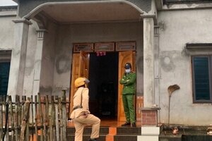 Chém chết con trai 6 tuổi, truy sát vợ rồi cố thủ trong nhà