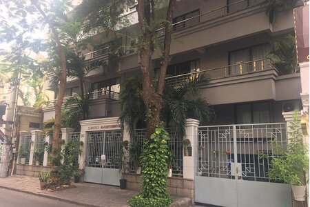 Nữ đại gia Trần Thủy Hương bán Saigon Apartments?